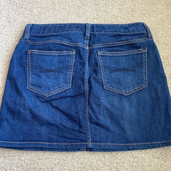 GAP Classic Blue Mini Skirt - Picture 4 of 4